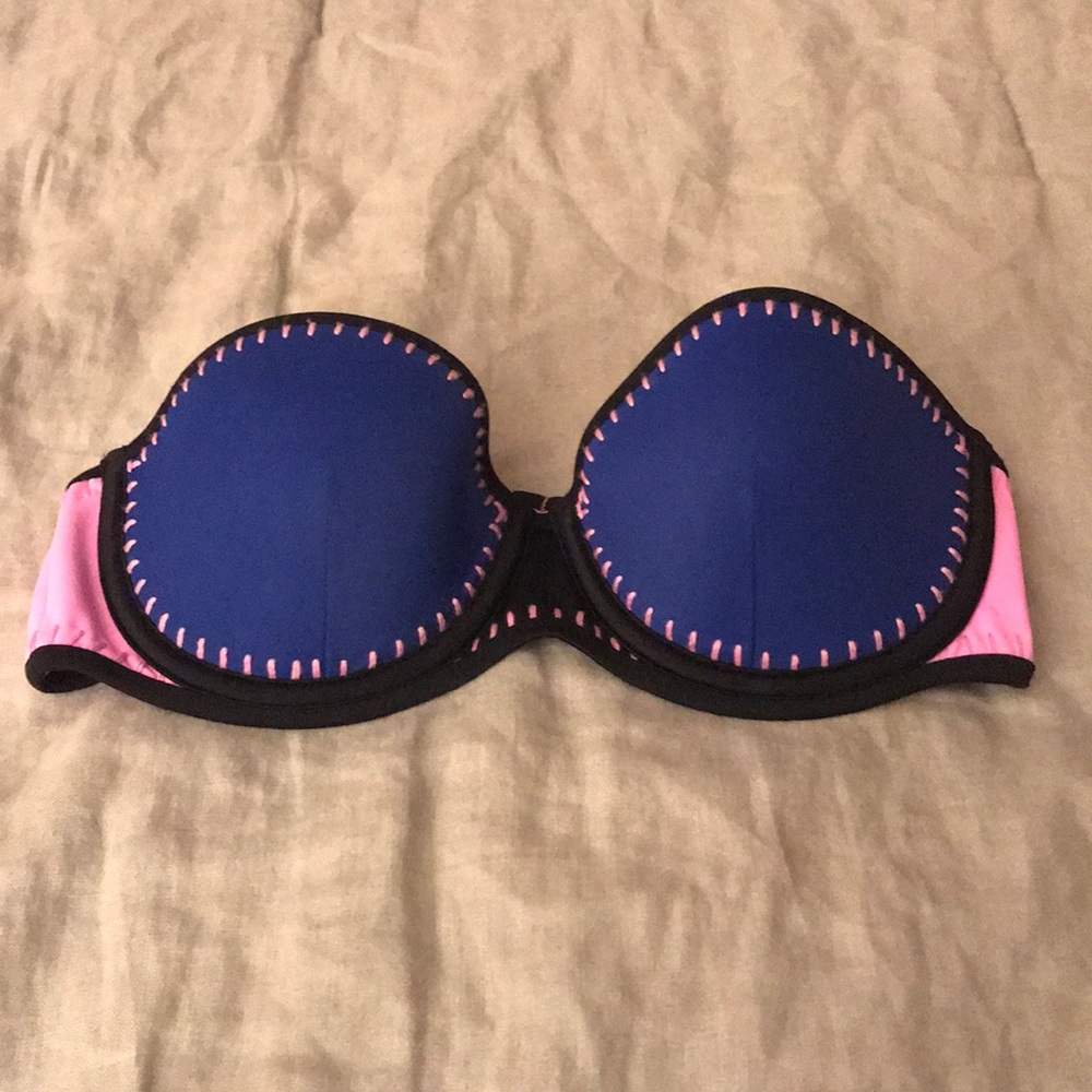 Victoria’s Secret Bikini Top